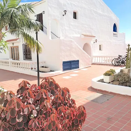 Apartment Port Royal Lounge Terrace, One Bedroom Apartment, Heated Pool, Wifi